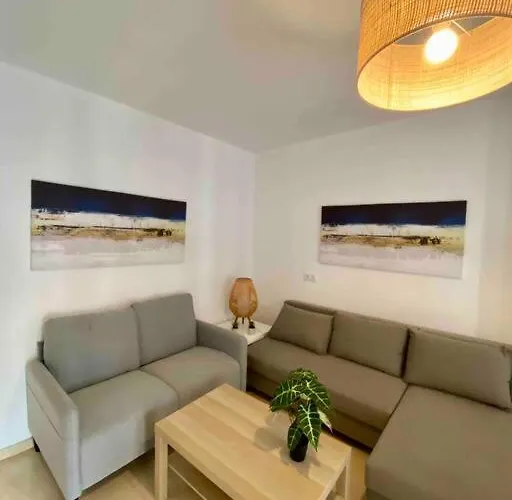 9773 Corte * Cordova